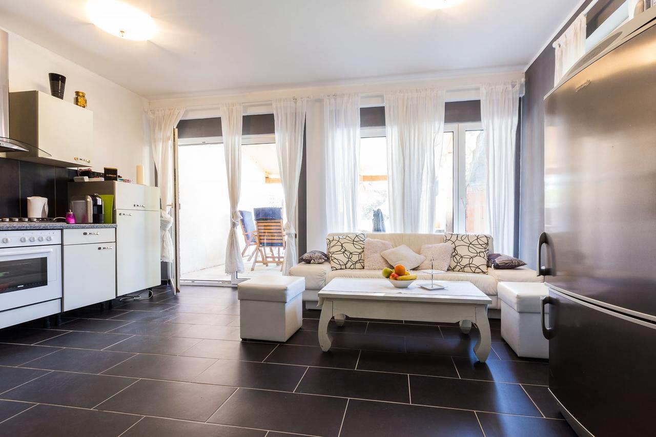 Holliday Home Maxdom Sukošan Kültér fotó