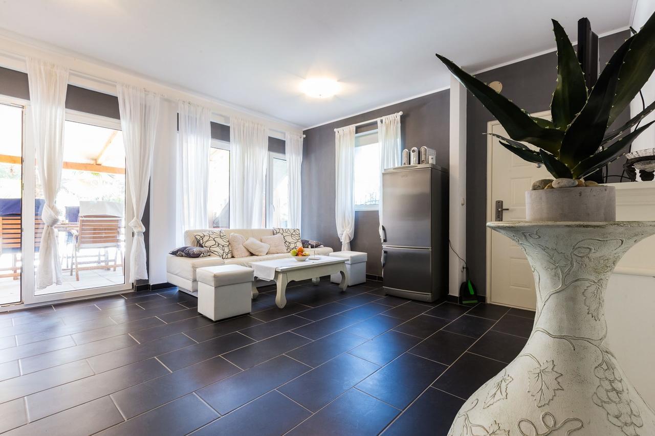 Holliday Home Maxdom Sukošan Kültér fotó
