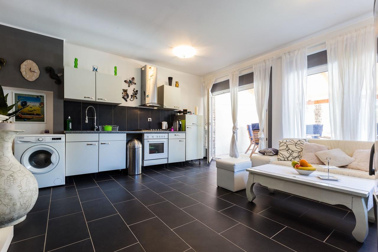 Holliday Home Maxdom Sukošan Kültér fotó